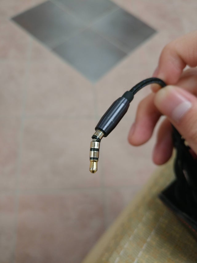 Bent Headphone Plug