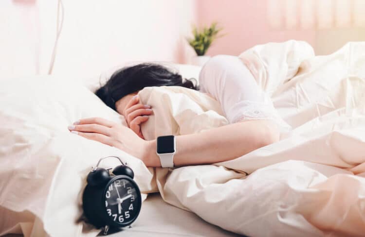 Wear Your Apple Watch to Bed