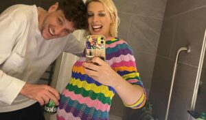 Is Sara Pascoe Pregnant